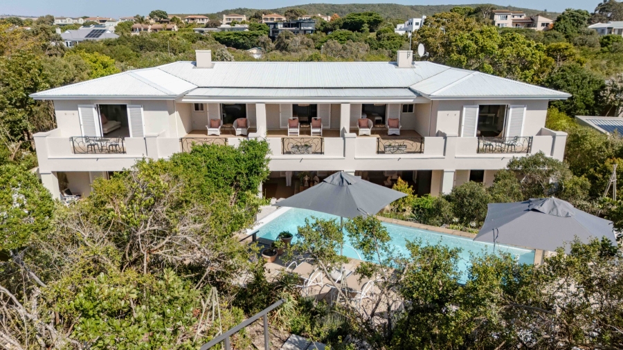 7 Bedroom Property for Sale in Goose Valley Western Cape